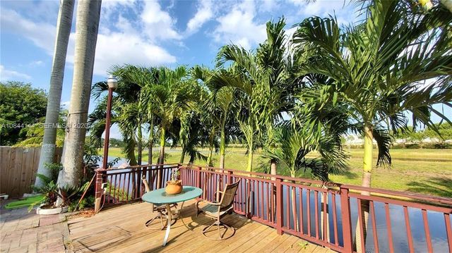 4430 SW 82nd Way, Davie, FL 33328