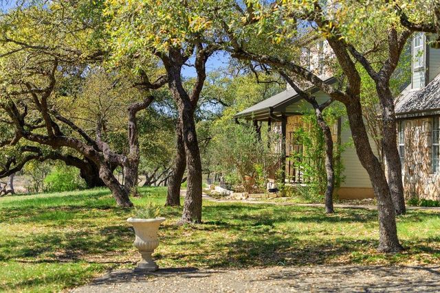 290 Sunset RDG, Dripping Springs, TX 78620