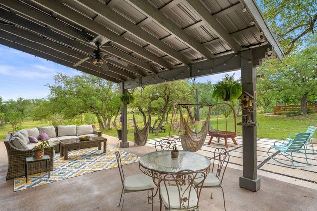 290 Sunset RDG, Dripping Springs, TX 78620