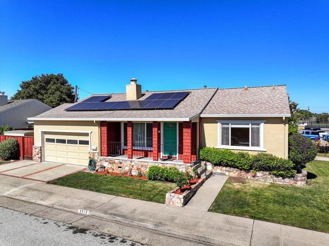 3713 Santiago Street, San Mateo, CA 94403