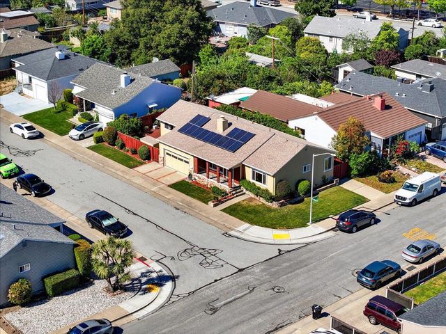 3713 Santiago Street, San Mateo, CA 94403