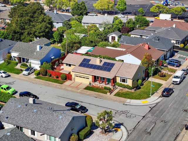 3713 Santiago Street, San Mateo, CA 94403