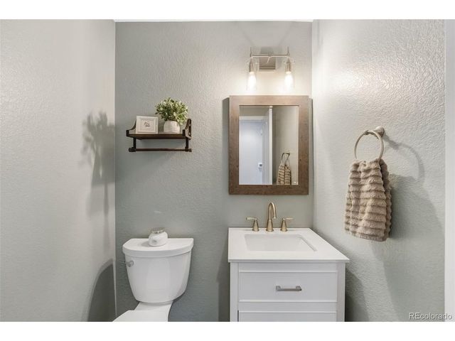 15800 E 121st Ave D6, Lochbuie, CO 80603