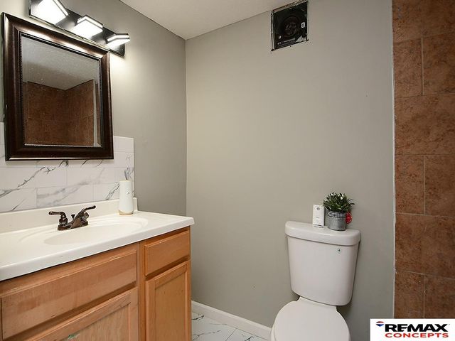 4136 Bellville Drive, Lincoln, NE 68521