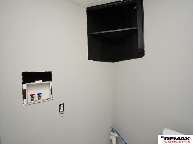 4136 Bellville Drive, Lincoln, NE 68521