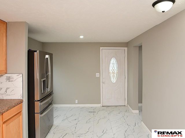 4136 Bellville Drive, Lincoln, NE 68521