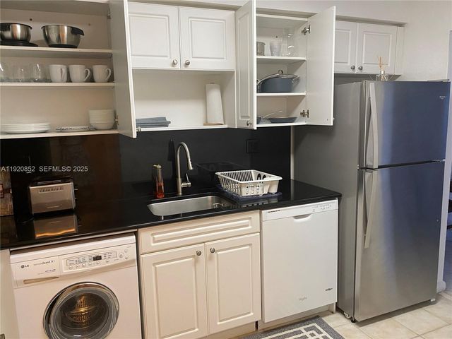 2501 S Ocean Dr 828, Hollywood, FL 33019