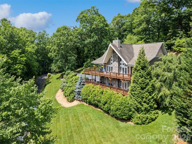 406 Inverness Drive, Waynesville, NC 28785