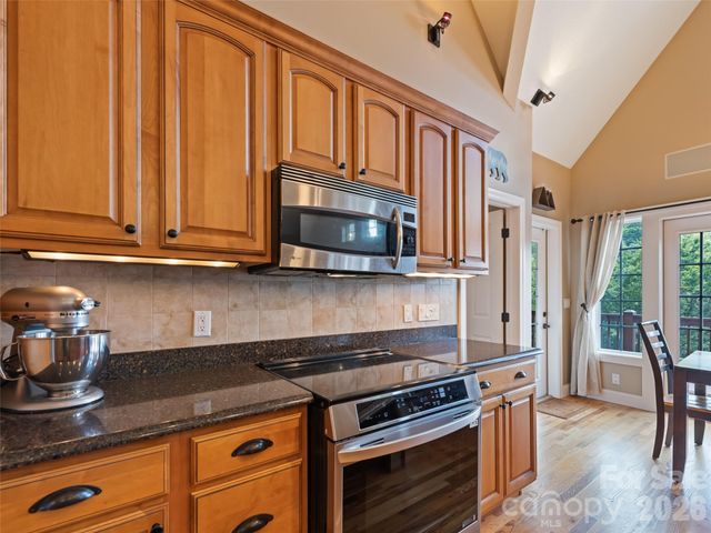 406 Inverness Drive, Waynesville, NC 28785