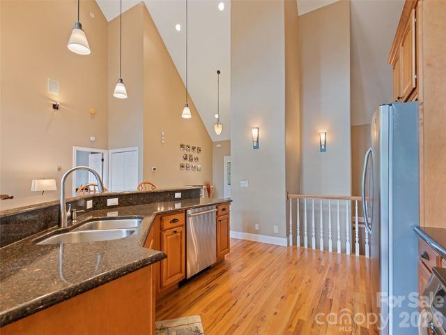 406 Inverness Drive, Waynesville, NC 28785