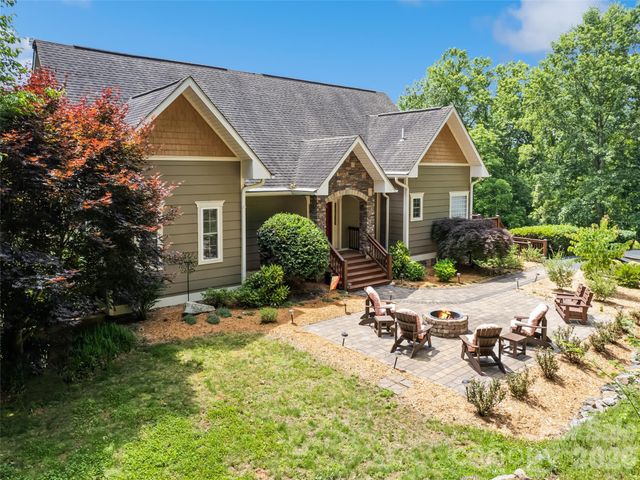 406 Inverness Drive, Waynesville, NC 28785