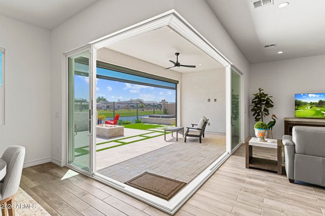 17613 W GUTHRIE Street, Surprise, AZ 85388