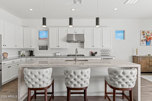 17613 W GUTHRIE Street, Surprise, AZ 85388