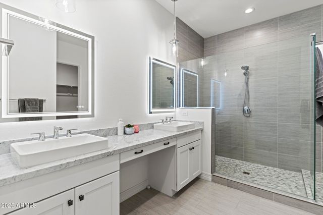 17613 W GUTHRIE Street, Surprise, AZ 85388