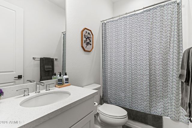 17613 W GUTHRIE Street, Surprise, AZ 85388