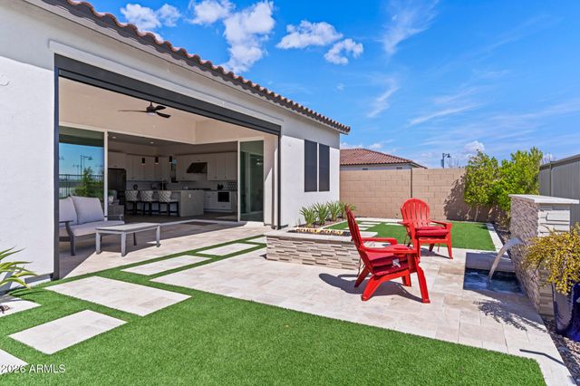 17613 W GUTHRIE Street, Surprise, AZ 85388