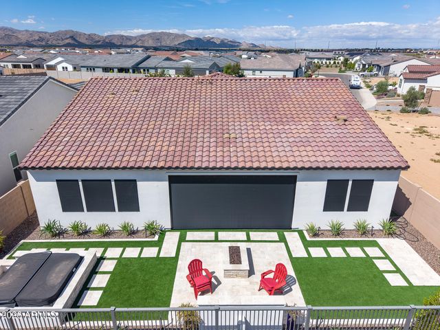 17613 W GUTHRIE Street, Surprise, AZ 85388