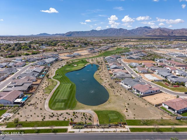 17613 W GUTHRIE Street, Surprise, AZ 85388