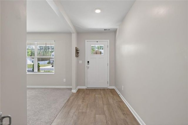 229 Landview LN, Franklin, VA 23851