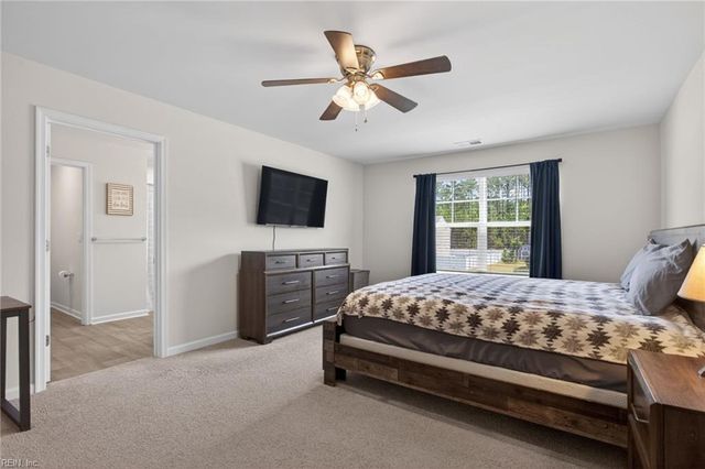 229 Landview LN, Franklin, VA 23851