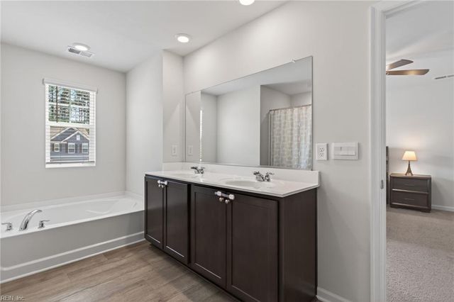 229 Landview LN, Franklin, VA 23851