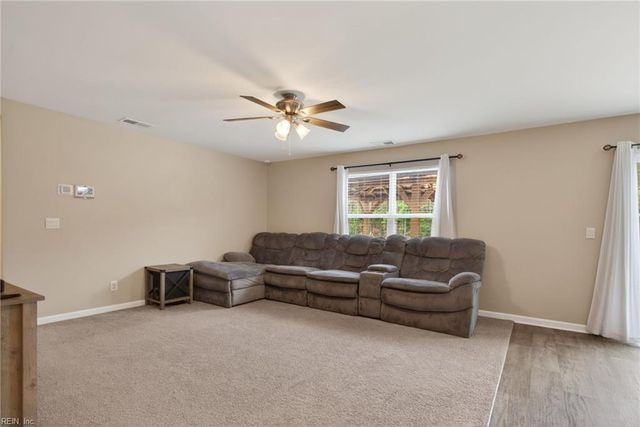 229 Landview LN, Franklin, VA 23851