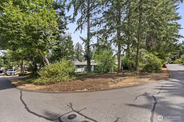 5006 Marian Drive NE, Olympia, WA 98516