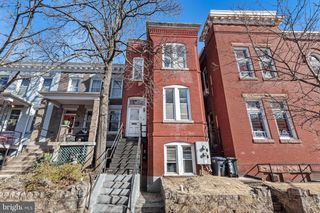 330 4TH STREET, Washington, DC 20003