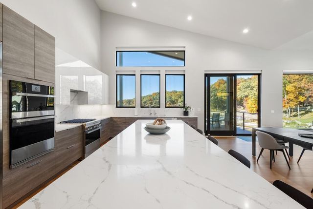 7234 Bentwood Trail, Kalamazoo, MI 49009