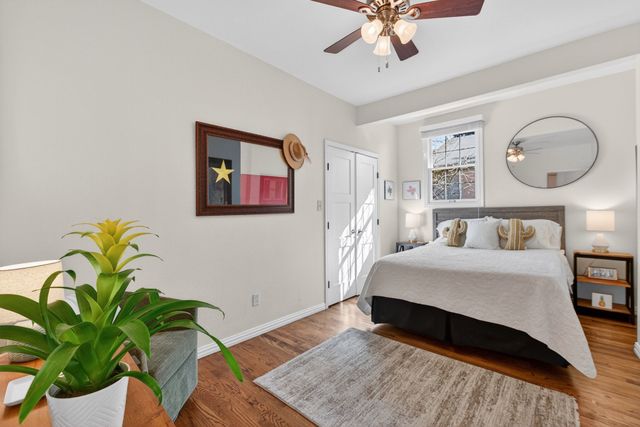 1511 Alston Avenue, Fort Worth, TX 76104