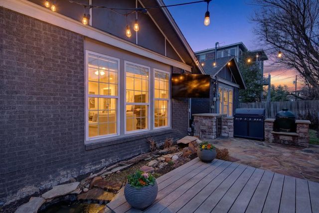 1511 Alston Avenue, Fort Worth, TX 76104