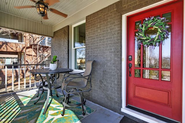 1511 Alston Avenue, Fort Worth, TX 76104