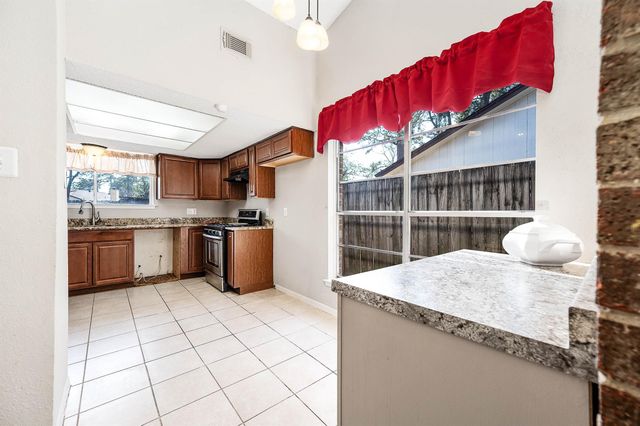 23903 Creek Ridge Drive, Spring, TX 77373