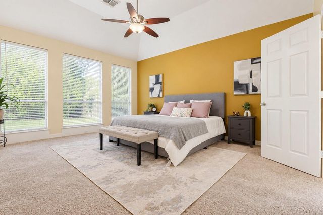 2618 Pinebend Drive, Pearland, TX 77584