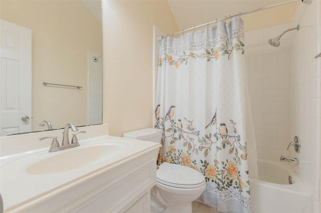 2618 Pinebend Drive, Pearland, TX 77584