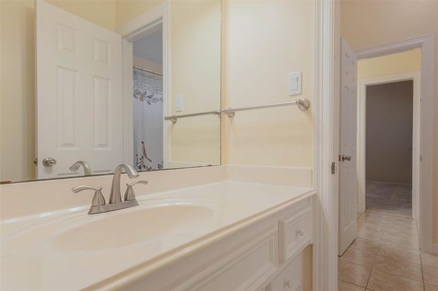 2618 Pinebend Drive, Pearland, TX 77584