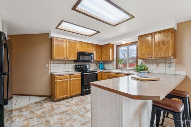 4789 N Bluegrass Ave, Boise, ID 83703