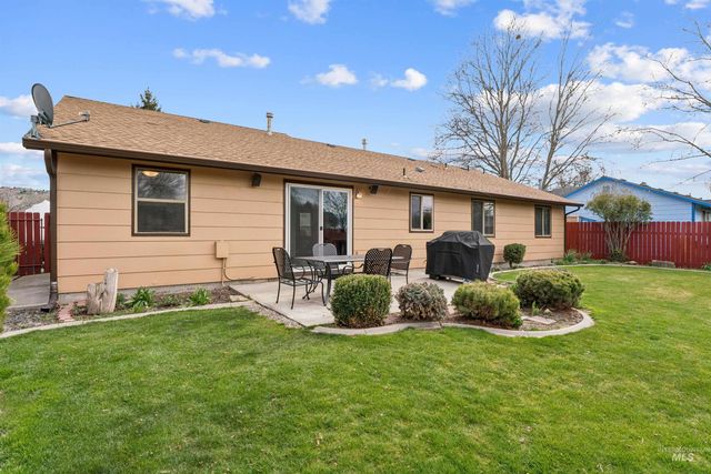 4789 N Bluegrass Ave, Boise, ID 83703