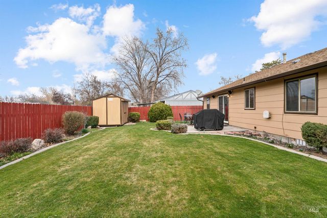 4789 N Bluegrass Ave, Boise, ID 83703