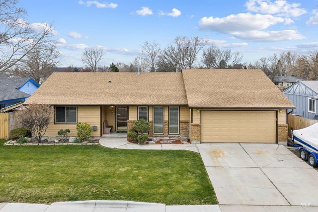 4789 N Bluegrass Ave, Boise, ID 83703