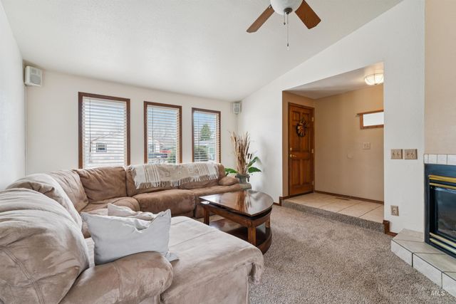 4789 N Bluegrass Ave, Boise, ID 83703