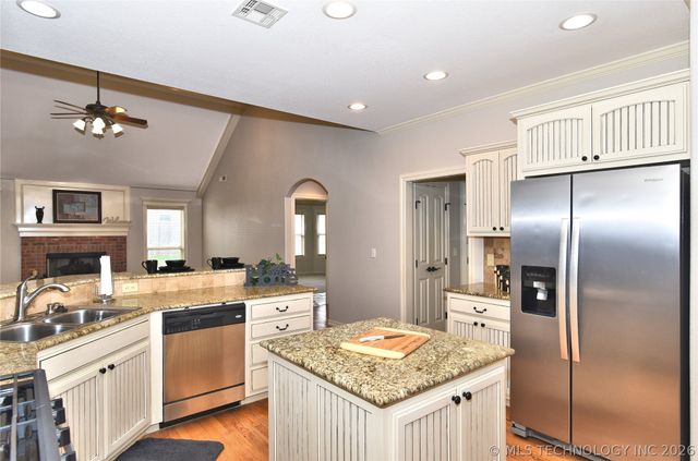 14411 S Toledo Avenue, Bixby, OK 74008