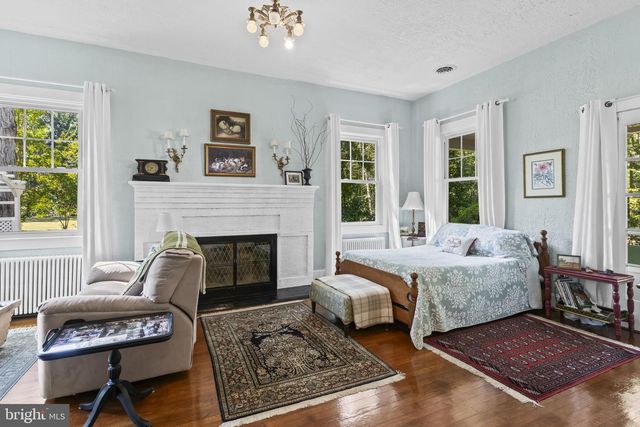 8150 FAIRGROUND RD, La Plata, MD 20646