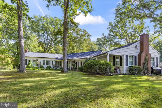 8150 FAIRGROUND RD, La Plata, MD 20646