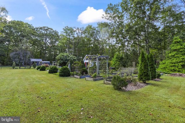 8150 FAIRGROUND RD, La Plata, MD 20646