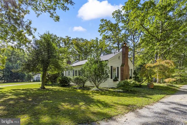 8150 FAIRGROUND RD, La Plata, MD 20646