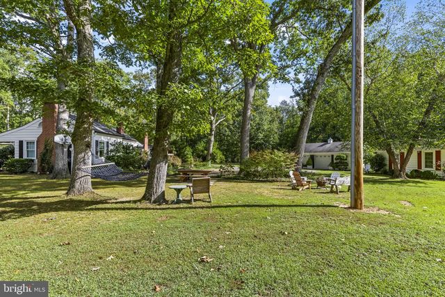 8150 FAIRGROUND RD, La Plata, MD 20646