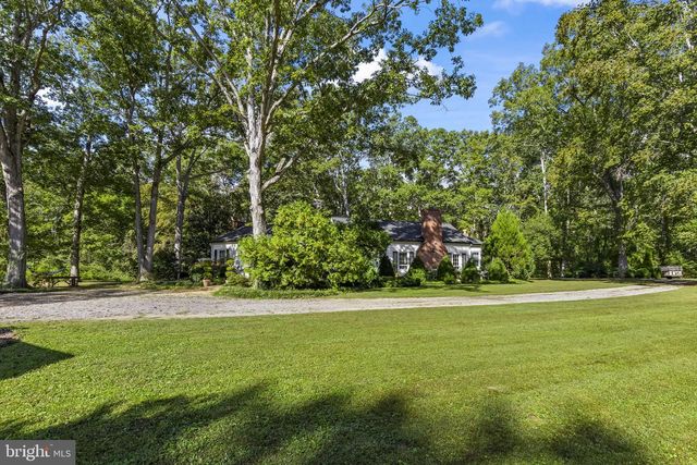 8150 FAIRGROUND RD, La Plata, MD 20646