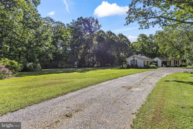 8150 FAIRGROUND RD, La Plata, MD 20646