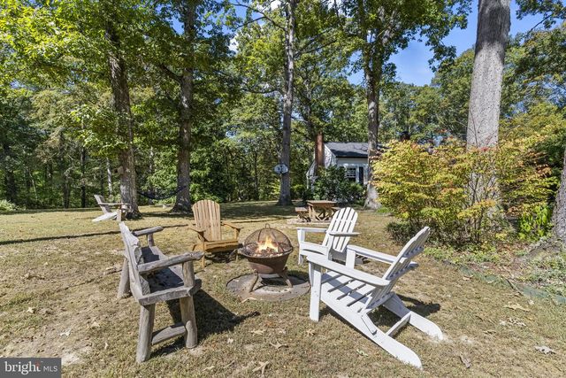 8150 FAIRGROUND RD, La Plata, MD 20646